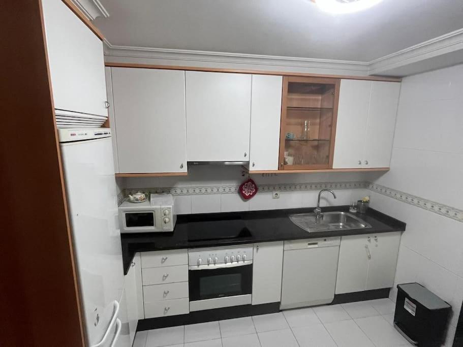 Piso En Bouzas Con Vistas A La Ria Διαμέρισμα Βίγκο Εξωτερικό φωτογραφία